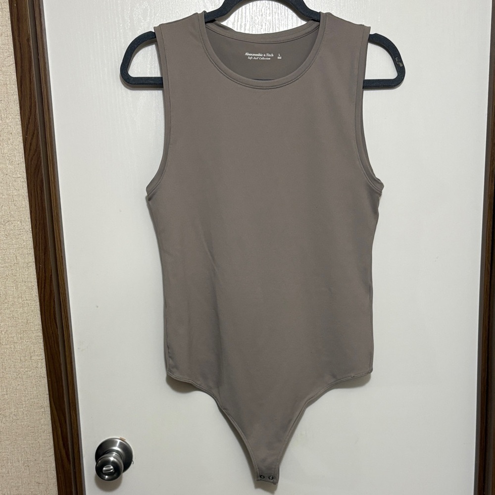 Abercrombie & Fitch Neutral Tank Bodysuit Sz L Minimalist Fitted Stretch Sleek